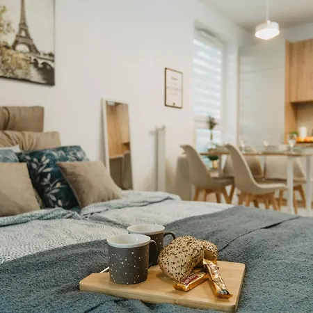 Delta, F211 * Lublin